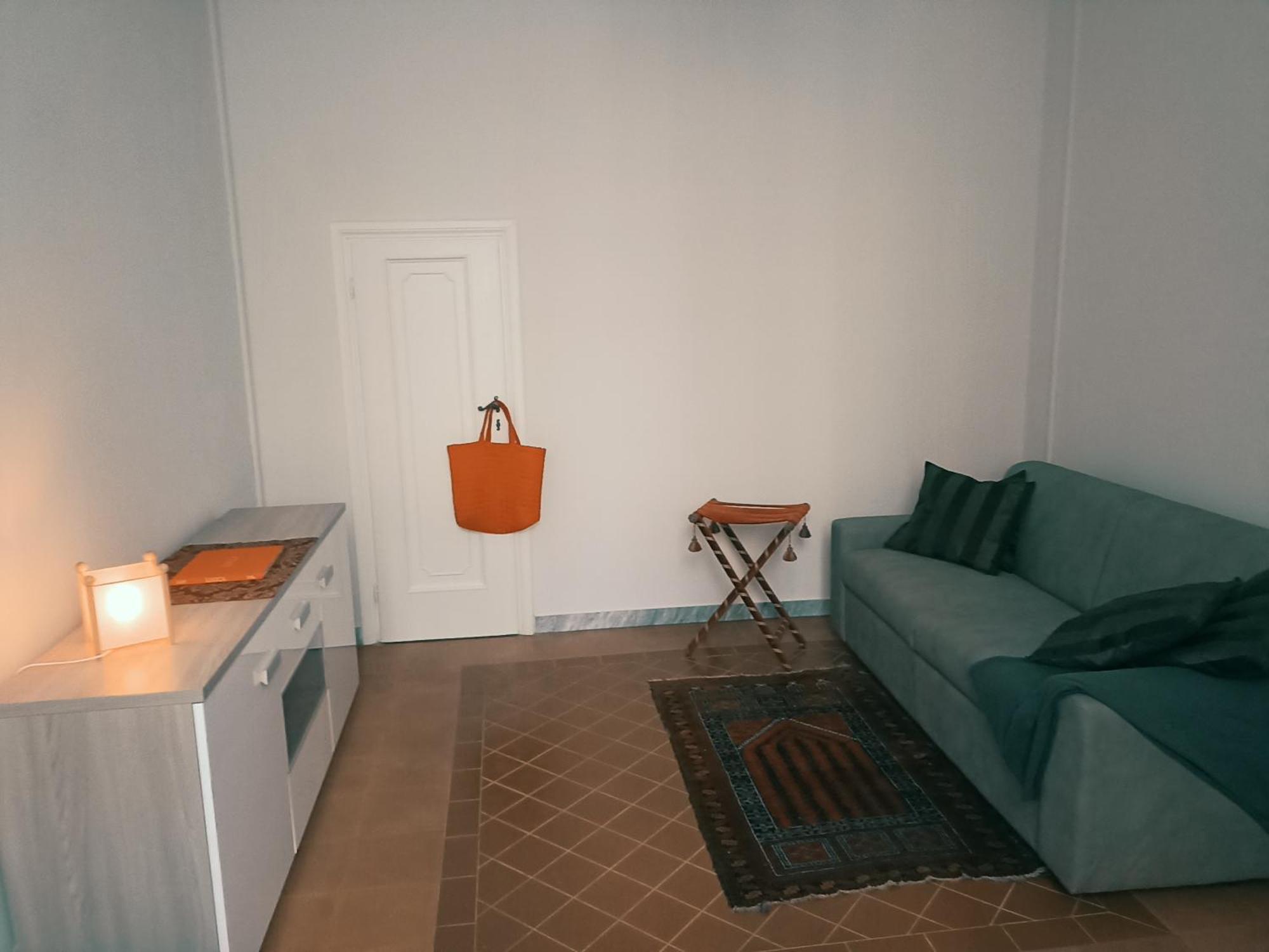 Gem In The City Center Of Lucca With Air Conditioning - Exclusive Ground Floor House Inside The Walls Close To Botanical Garden And Piazza San Martinoヴィラ エクステリア 写真